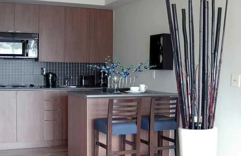 Executive Hotel Cosmopolitan Τορόντο 4*,  Καναδάς