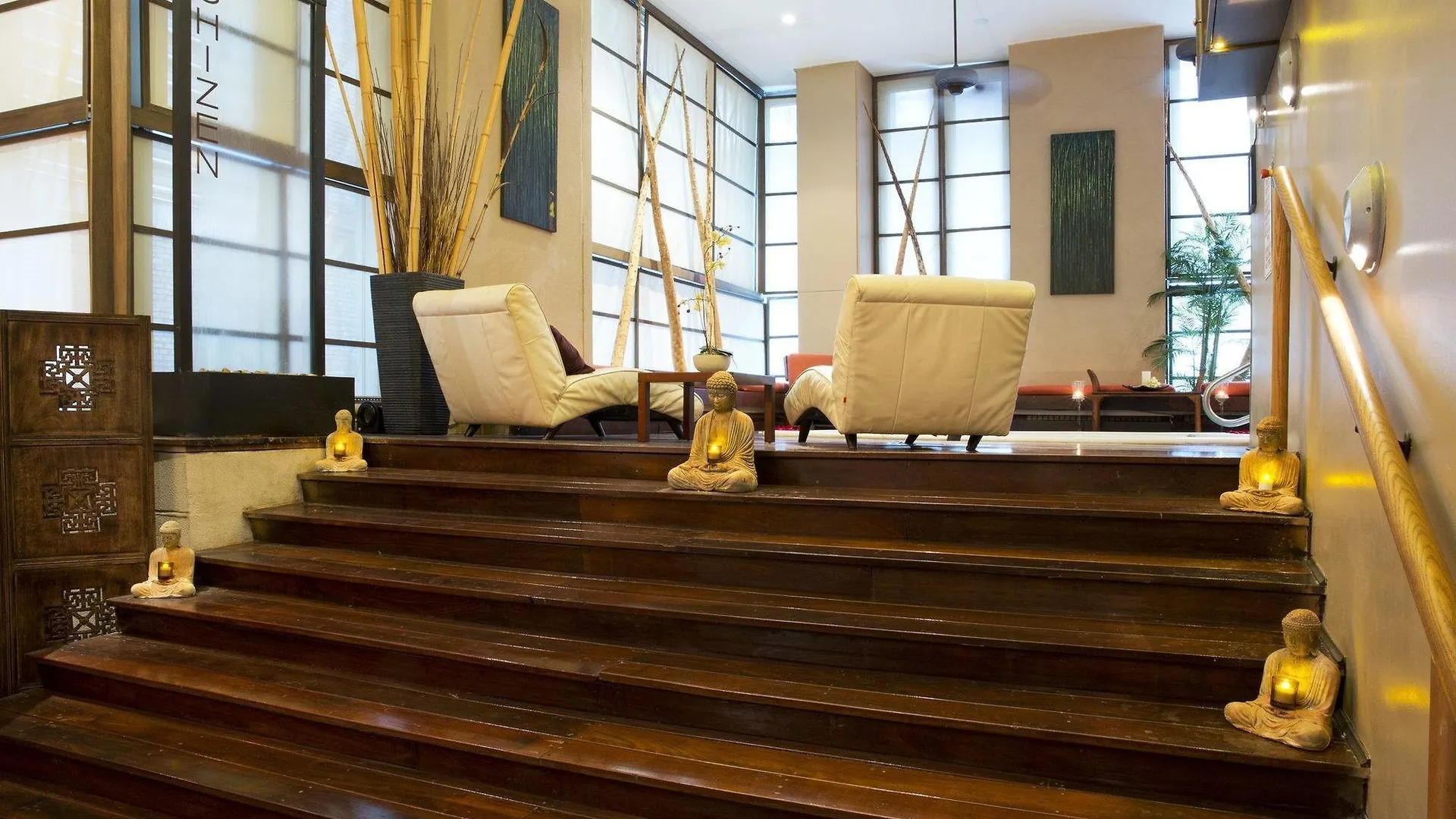 Executive Hotel Cosmopolitan Τορόντο 4*,  Καναδάς